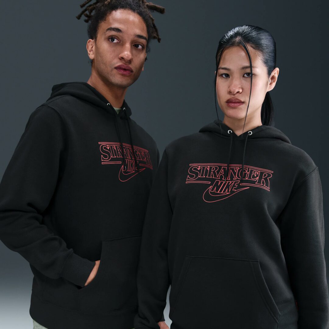 【2025年 12/4 発売】Stranger Things × NIKE 2025 FW アパレルコレクション (ストレンジャー・シングス ナイキ)