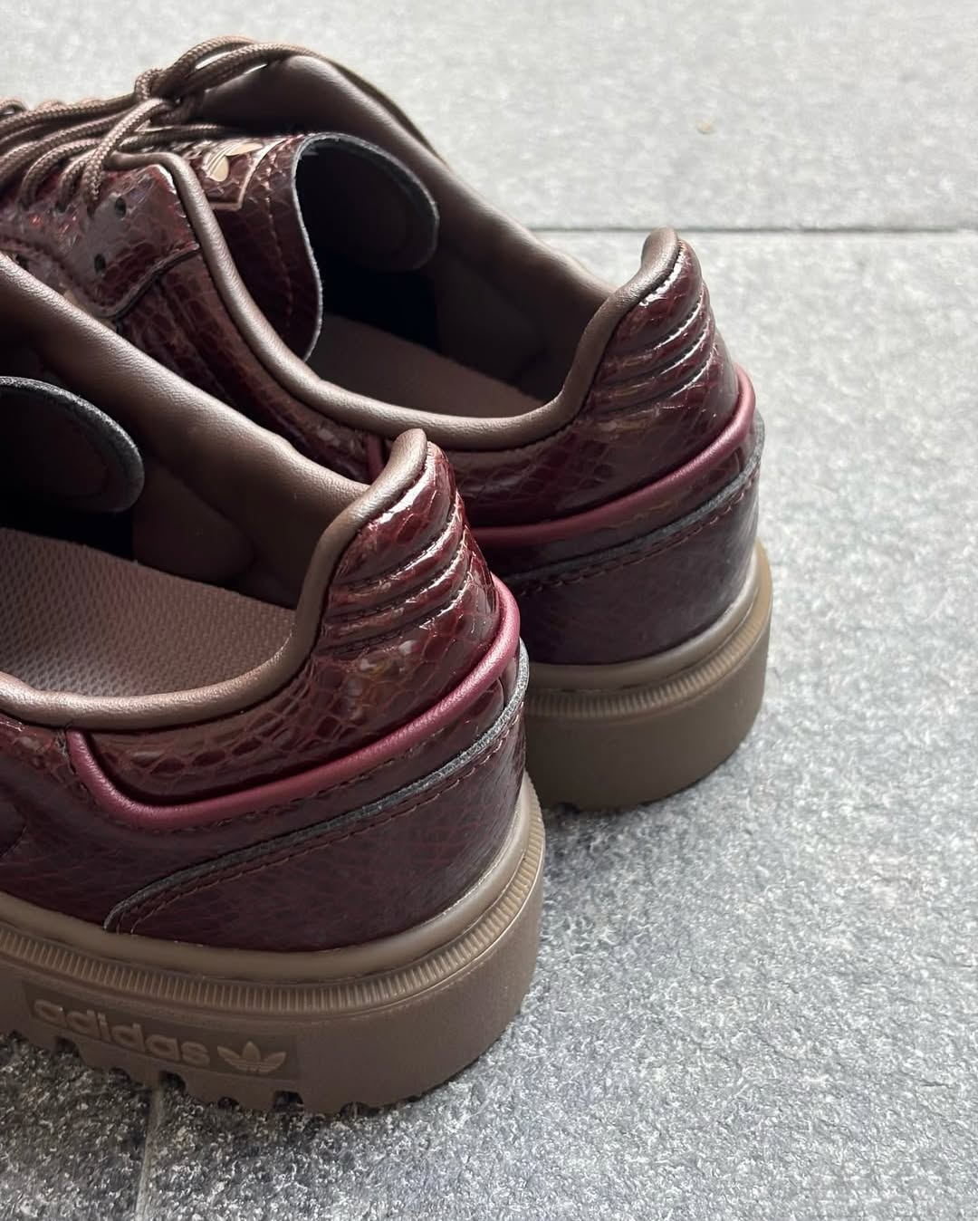 【2025年 発売】adidas Originals SAMBA WTR “Chalky Brown” (アディダス オリジナルス サンバ ウィンター “チェリーブラウン”) [JQ6711]