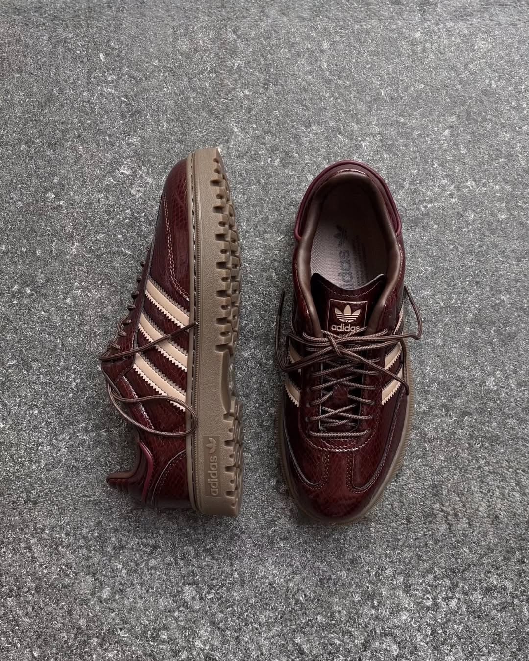 【2025年 発売】adidas Originals SAMBA WTR “Chalky Brown” (アディダス オリジナルス サンバ ウィンター “チェリーブラウン”) [JQ6711]