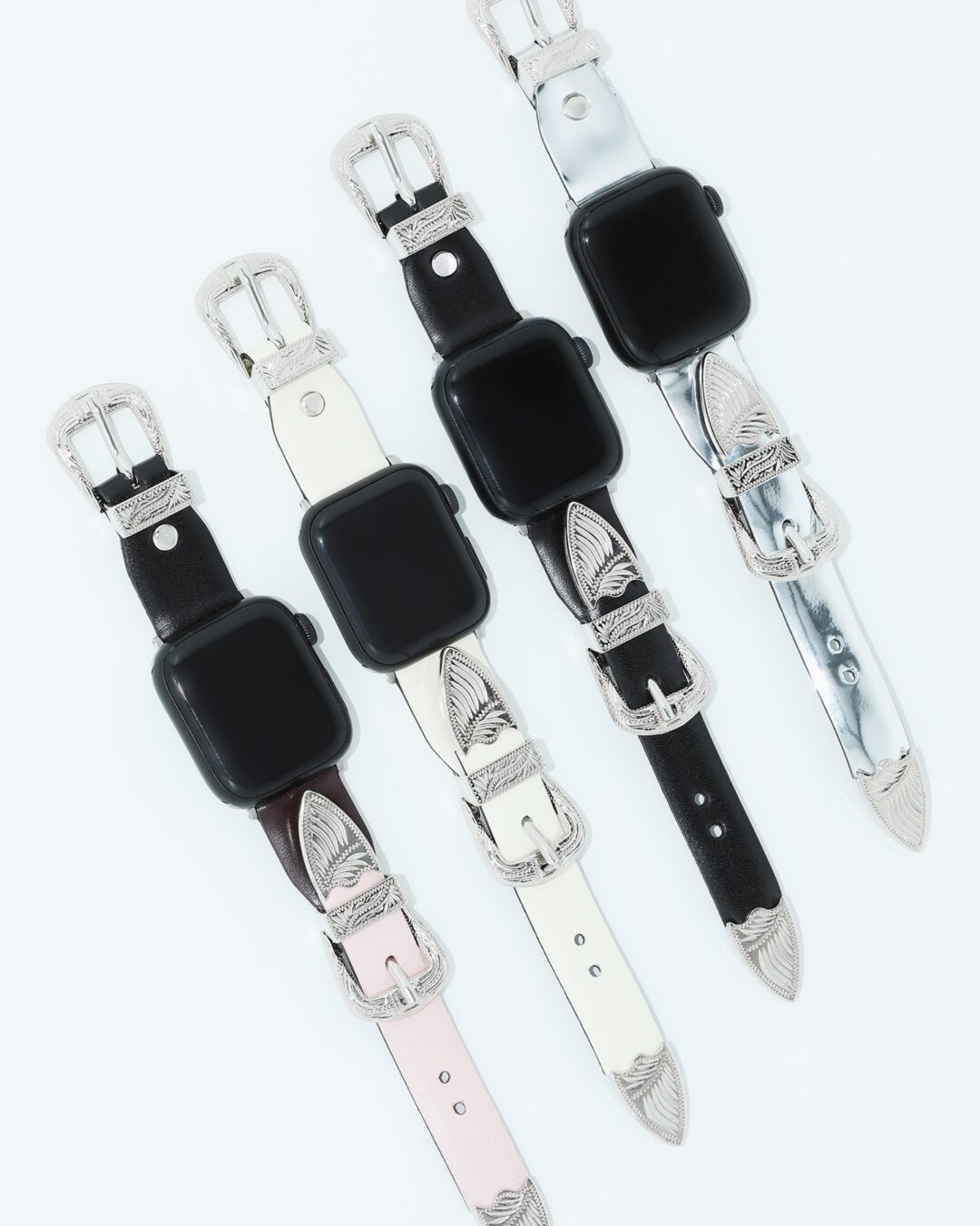 TOGA HOLIDAY 2025 スペシャルバングルセットがISETAN SHINJUKUにて2025年 12/10 から限定発売 (トーガ)