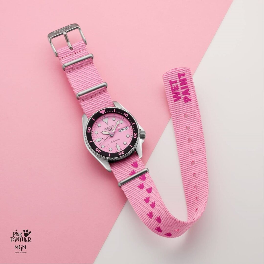 SEIKO 5 SPORTS x ピンクパンサー “SBSA321”が2026年 1/12 発売 (セイコー PINK PANTHER)