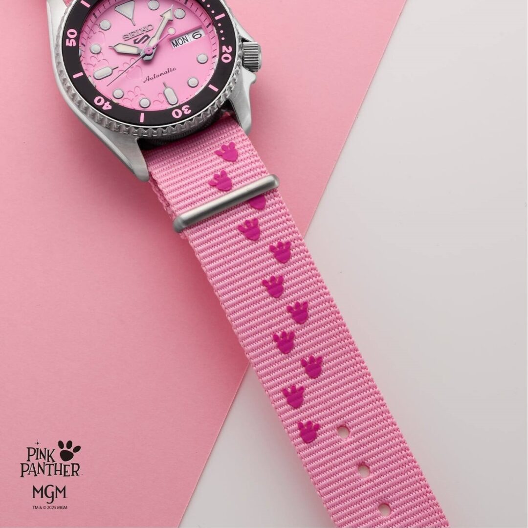 SEIKO 5 SPORTS x ピンクパンサー “SBSA321”が2026年 1/12 発売 (セイコー PINK PANTHER)