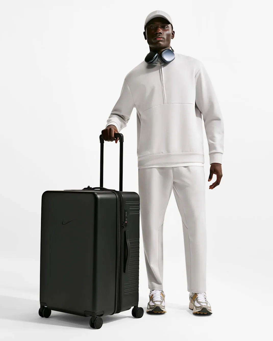 NIKE AF1をイメージしたスーツケースが2026年 1/1 発売 (NIKE AIR FORCE 1 ナイキ エア フォース Luggage) [HV8584-010/HV8586-010/IO0771-010]