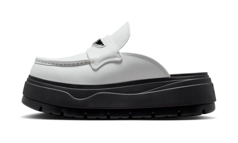 2026年 1/1 発売】NIKE W AIR JORDAN Loafer Mule “Summit White/Black