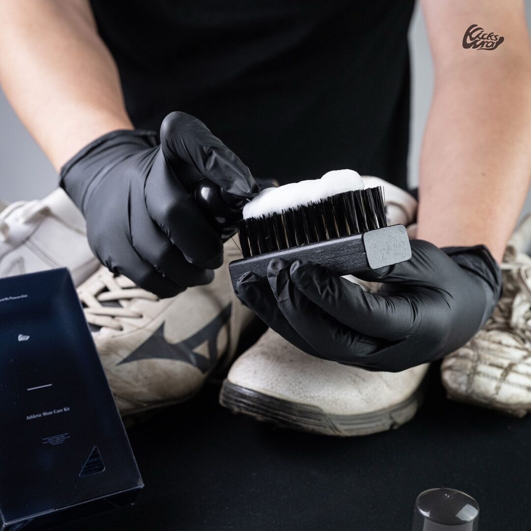 KicksWrapから水不要のオリジナルスポーツ・ハードシューズ用ケアキット「Athletic Shoe Care Kit」が2025年 12/11 19:00 発売 (キックスラップ)