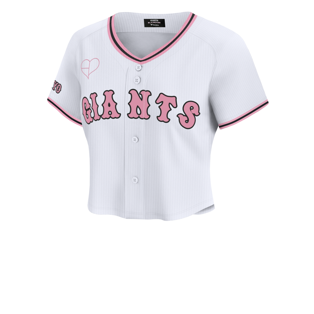 BLACKPINK × 読売ジャイアンツ & FC東京 コラボアイテムが2025年 1/8 発売 (ブラックピンク)