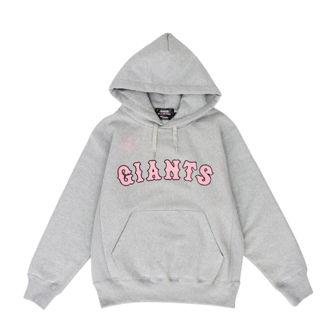 BLACKPINK × 読売ジャイアンツ & FC東京 コラボアイテムが2025年 1/8 発売 (ブラックピンク)