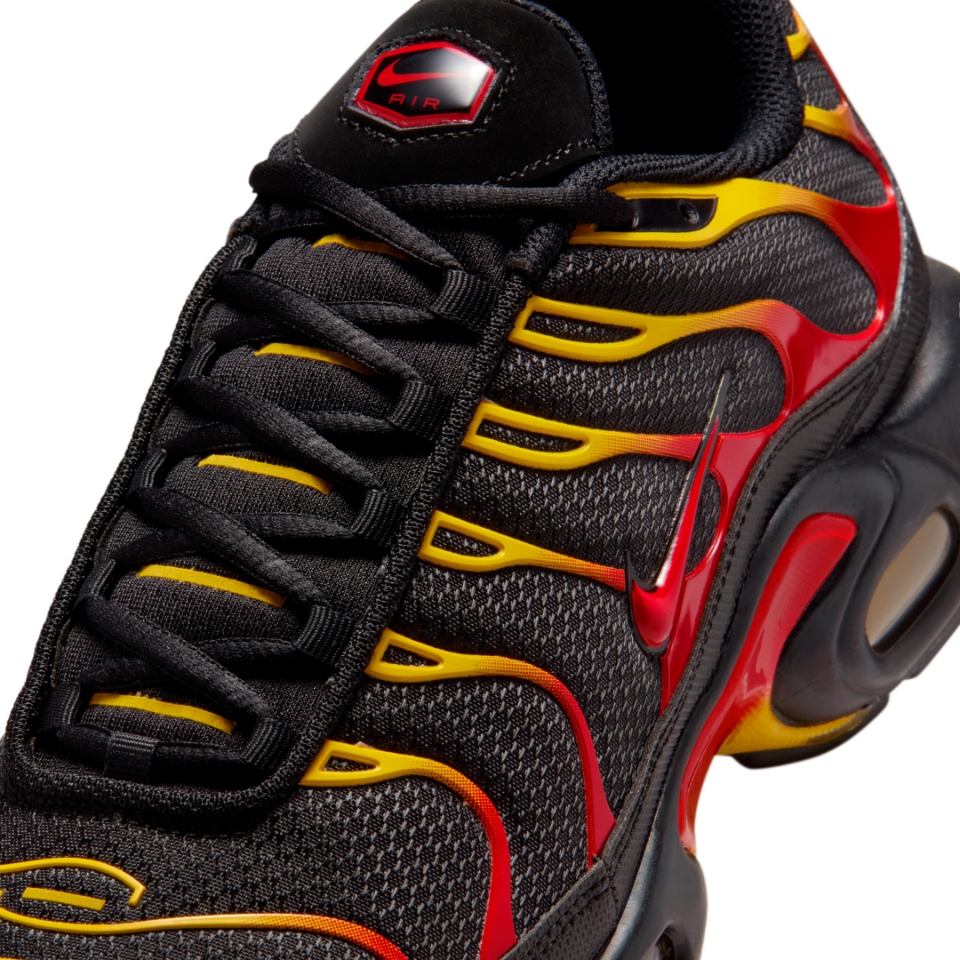 【2026年 1/12 発売】NIKE AIR MAX PLUS “Black/University Gold/University Red” (ナイキ エア マックス プラス “ブラック/ゴールド/レッド”) [DM0032-030]