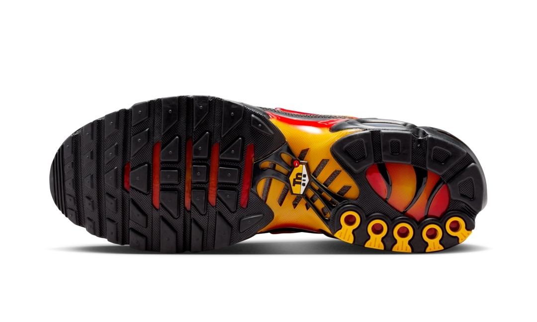 【2026年 1/12 発売】NIKE AIR MAX PLUS “Black/University Gold/University Red” (ナイキ エア マックス プラス “ブラック/ゴールド/レッド”) [DM0032-030]