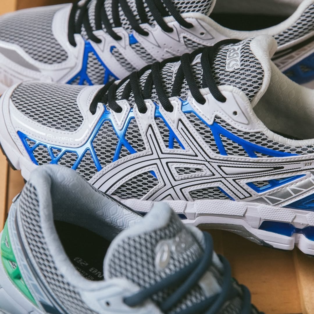 【海外発売】ASICS GEL-KAYANO 20 “White/Illusion Blue & Storm Cloud/Cilantro” (アシックス ゲルカヤノ) [1203A884.100/1203A884.400]