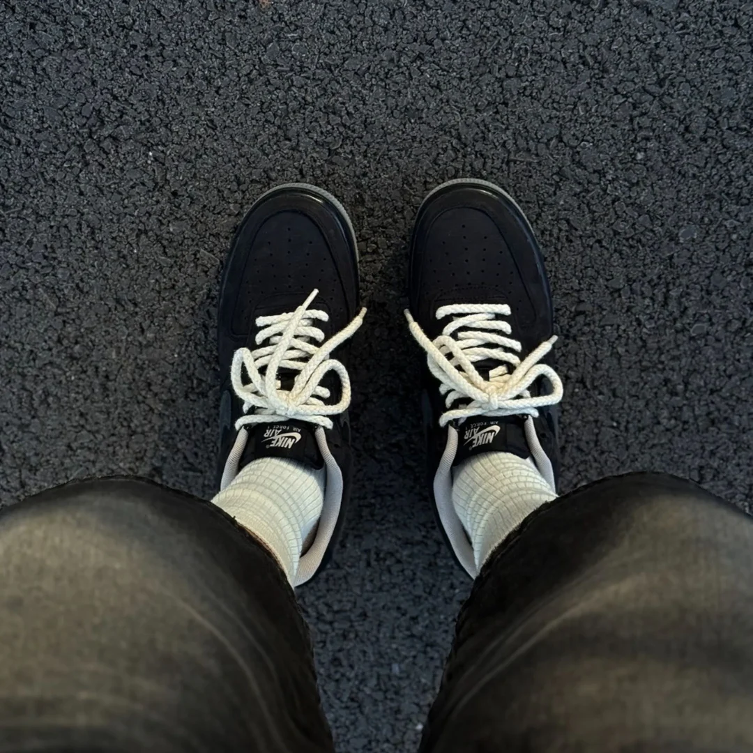 【2026年 発売】NIKE AIR FORCE 1 LOW “Black Fossil” (ナイキ エア フォース ロー “ブラックフォッシル”) [IQ9791-001]