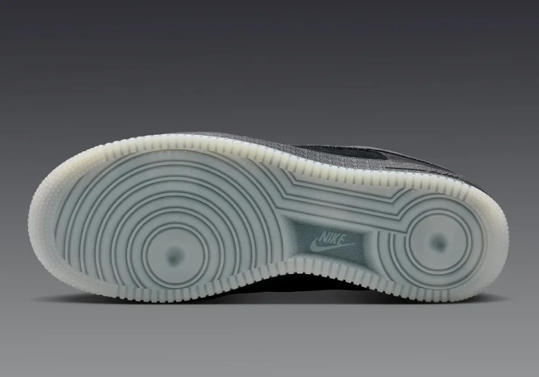 【2026年 発売】NIKE AIR FORCE 1 LOW “Black Fossil” (ナイキ エア フォース ロー “ブラックフォッシル”) [IQ9791-001]