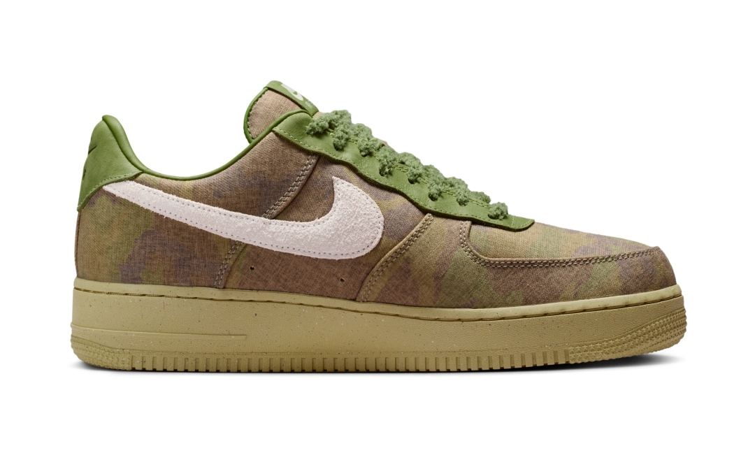 【2026年 発売予定】NIKE AIR FORCE 1 LOW “Asparagus/Aluminium” (ナイキ エア フォース 1 ロー “アスパラガス/アルミニウム”) [IO5011-300]