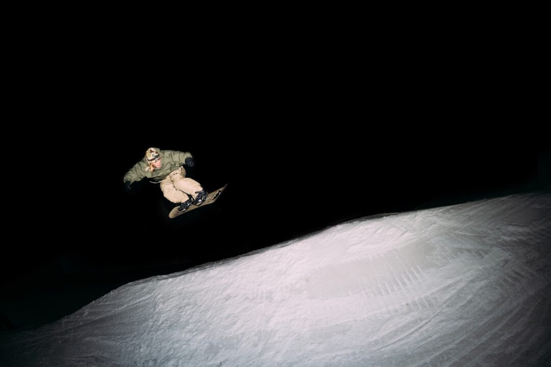 UNDEFEATED × BURTON 2026 SS コラボコレクションが1/21 発売 (アンディフィーテッド バートン)