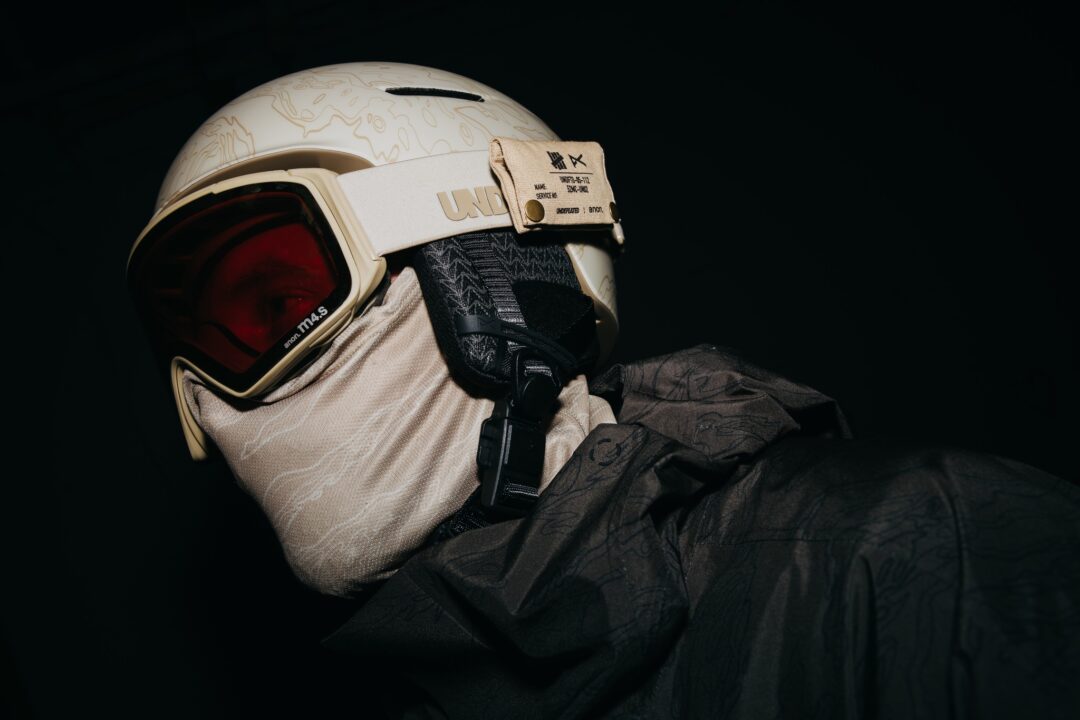 UNDEFEATED × BURTON 2026 SS コラボコレクションが1/21 発売 (アンディフィーテッド バートン)