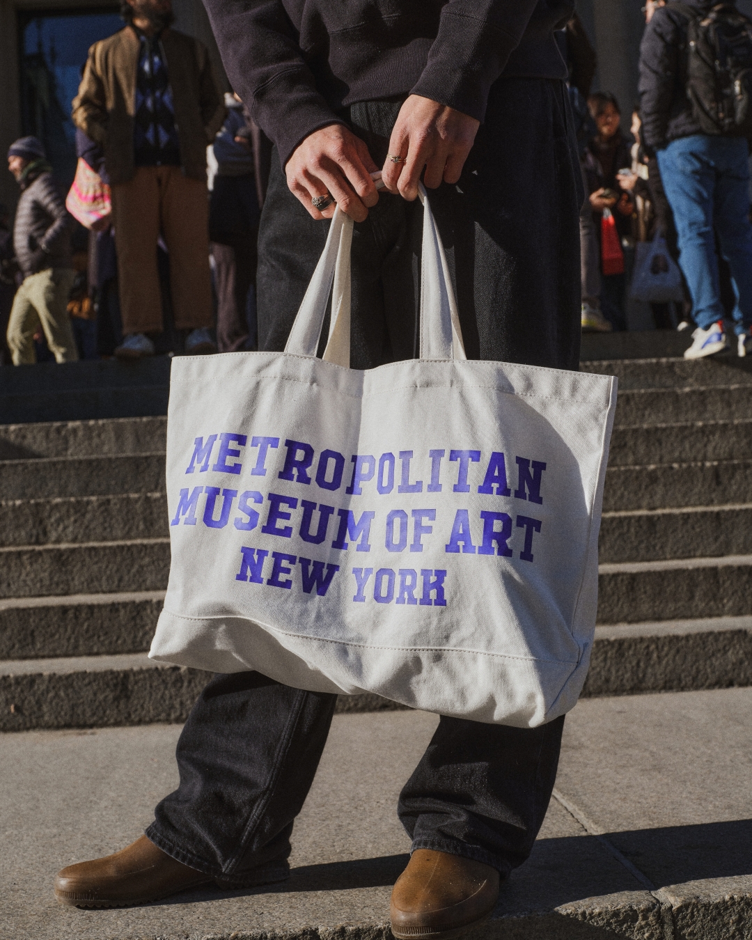 V.A. × THE METROPOLITAN MUSEUM OF ART POP UP STOREが2026年 1/16 より開催 (ヴイエー メトロポリタン美術館)
