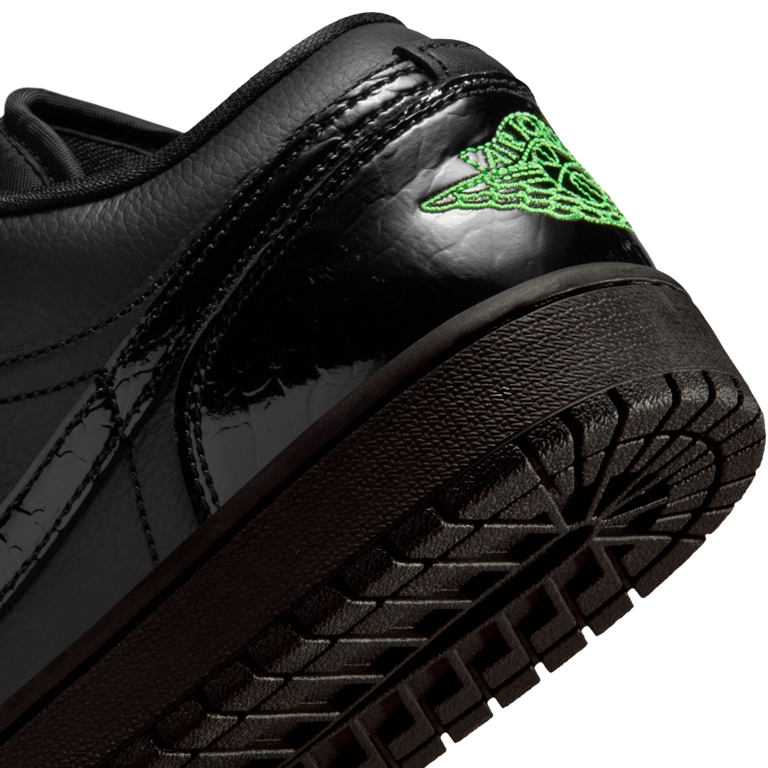 【2026年 2/1 発売予定】NIKE W AIR JORDAN 1 LOW “Patent/Black/Scream Green” (ナイキ エア ジョーダン ロー “パテント/ブラック/スクリームグリーン”) [IQ9701-010]