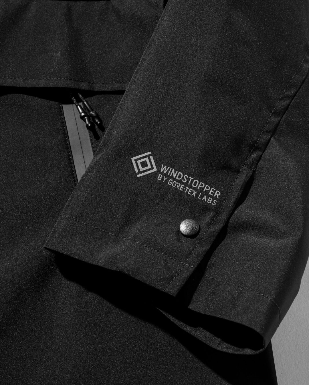 CLESSTE × Plus Phenix 2026 SS 別注 “WINDSTOPPER by GORE-TEX LABS ACTIVE CITY STORAGE JACKET”が1/31 発売 (クレスト プラスフェニックス ゴアテックス ウィンドストッパー ジャケット)