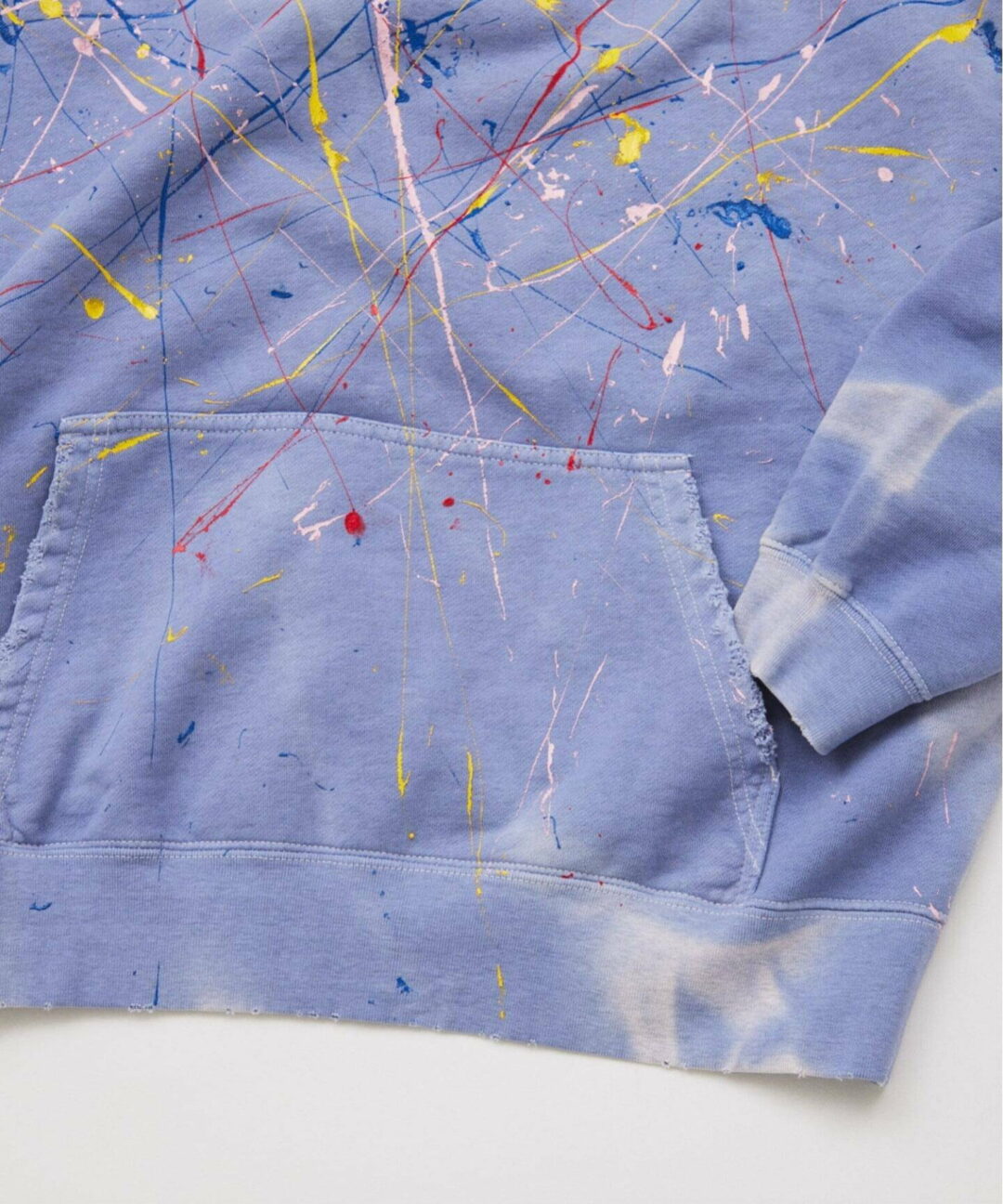 JOURNAL STANDARD 2026 SS “ドロッピング ペイント クルーネック スウェット & プルオーバー パーカー”が発売 (ジャーナルスタンダード)