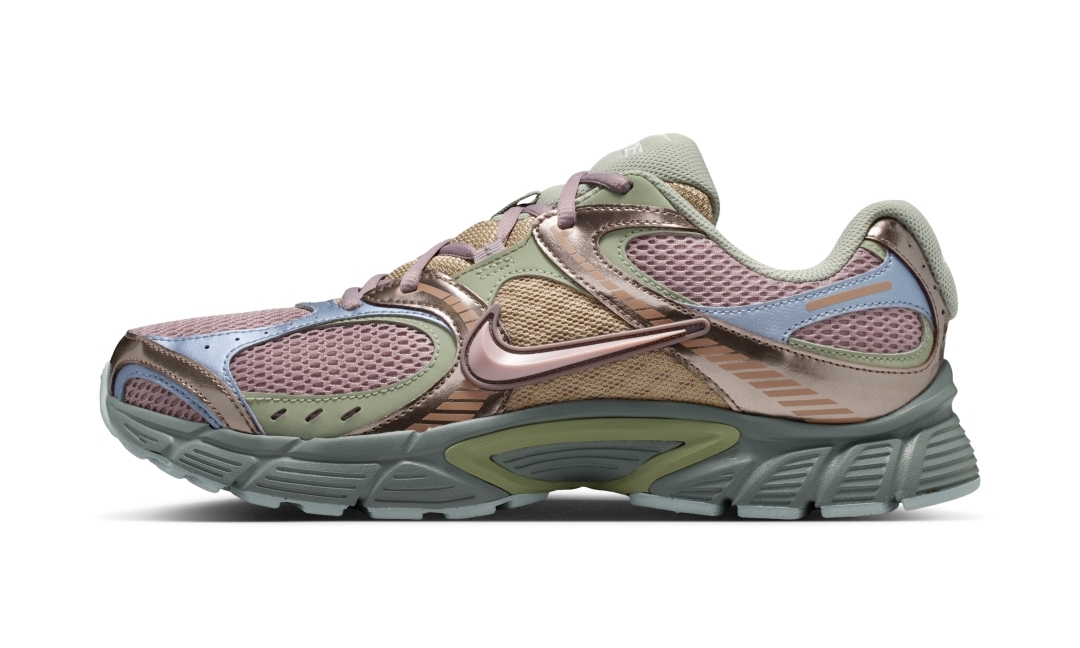 【2026年 春 発売予定】A Ma Maniére × NIKE V5 RNR SP (ア マ マニエール ナイキ) [IU3431-001/IU3431-200]