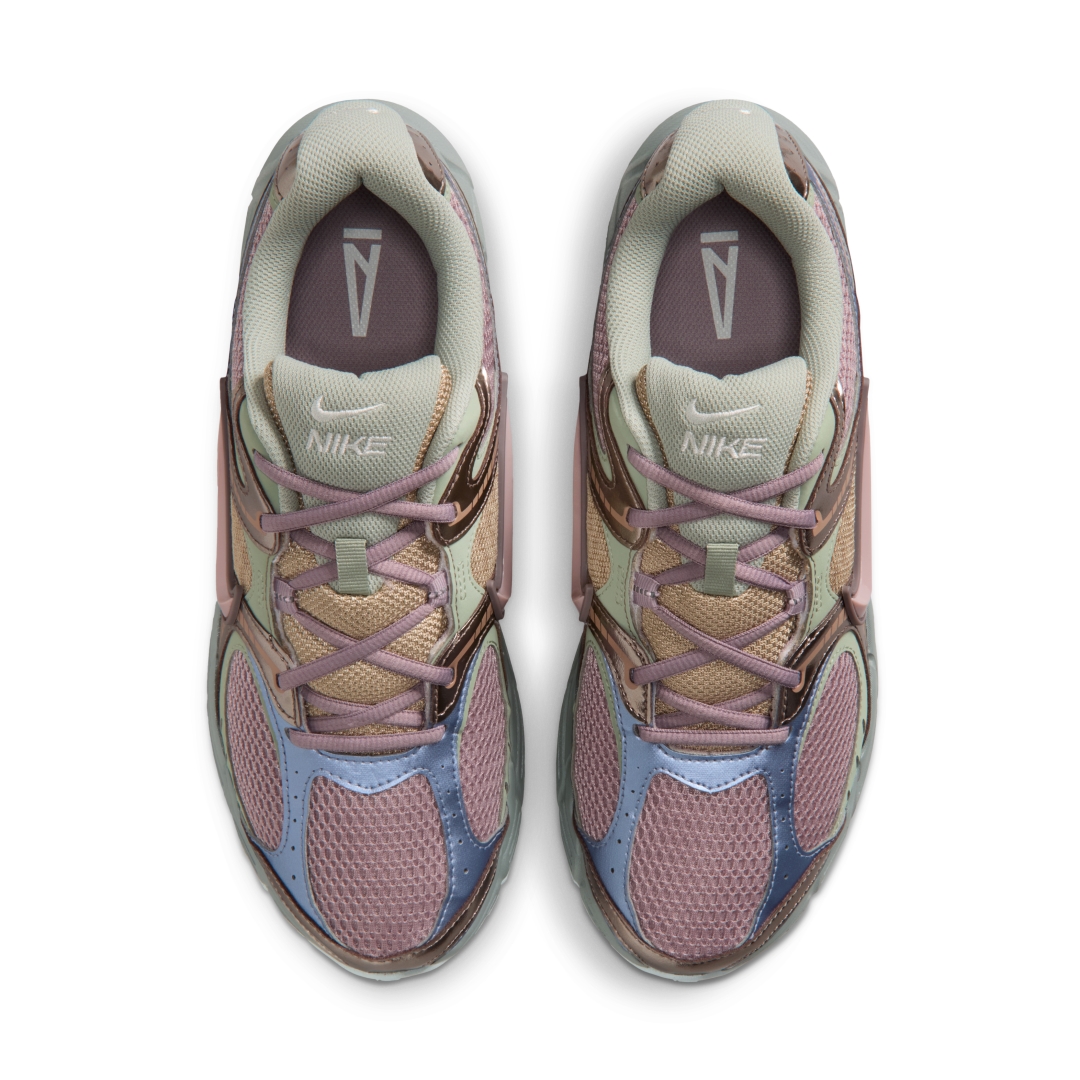 【2026年 春 発売予定】A Ma Maniére × NIKE V5 RNR SP (ア マ マニエール ナイキ) [IU3431-001/IU3431-200]