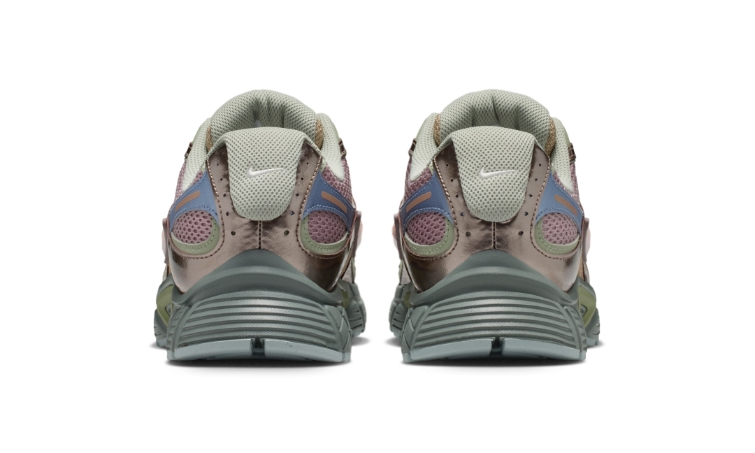 【2026年 春 発売予定】A Ma Maniére × NIKE V5 RNR SP (ア マ マニエール ナイキ) [IU3431-001/IU3431-200]