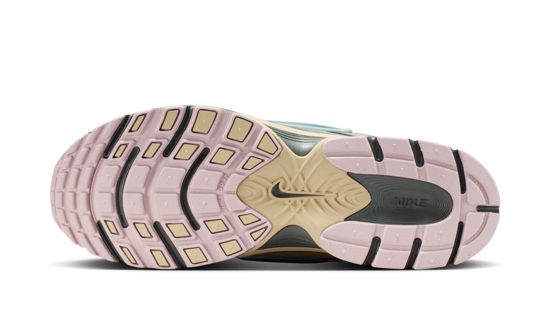 【2026年 春 発売予定】A Ma Maniére × NIKE V5 RNR SP (ア マ マニエール ナイキ) [IU3431-001]