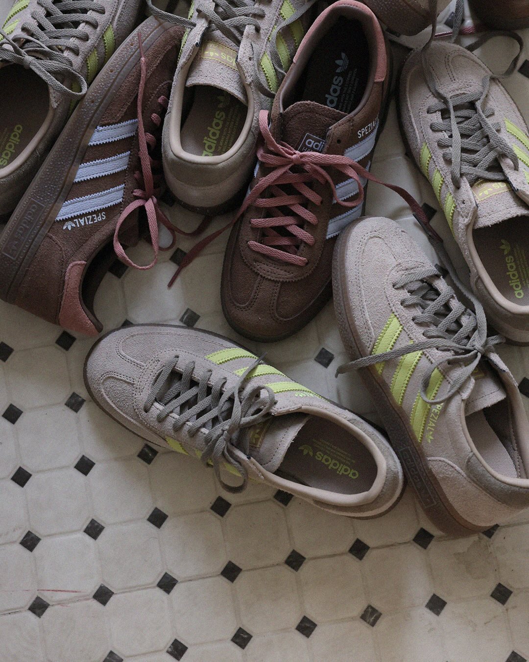 【2026年 1/22 発売】JOURNAL STANDARD relume × adidas Originals W HANDBALL SPEZIAL (ジャーナルスタンダード アディダス オリジナルス ハンドボール スペツィアル) [IH1502/IH1503]