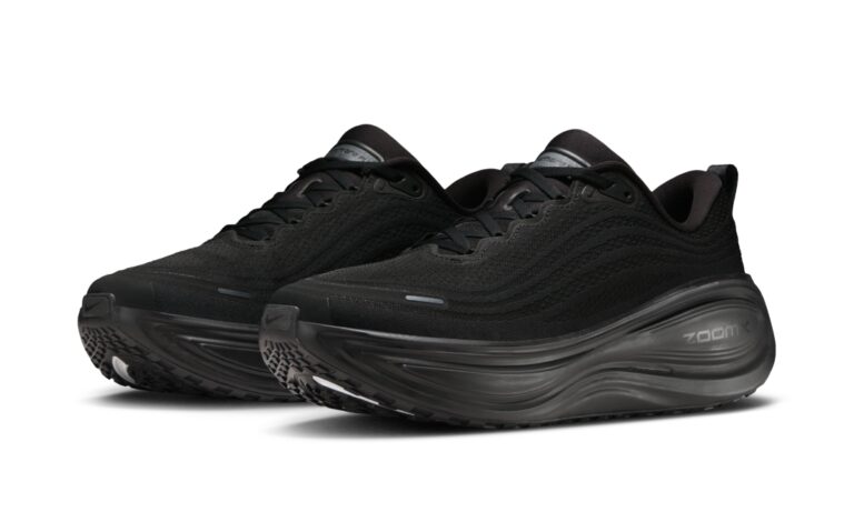 2025年 2/5 発売】NIKE VOMERO PLUS “Black/Anthracite” (ナイキ