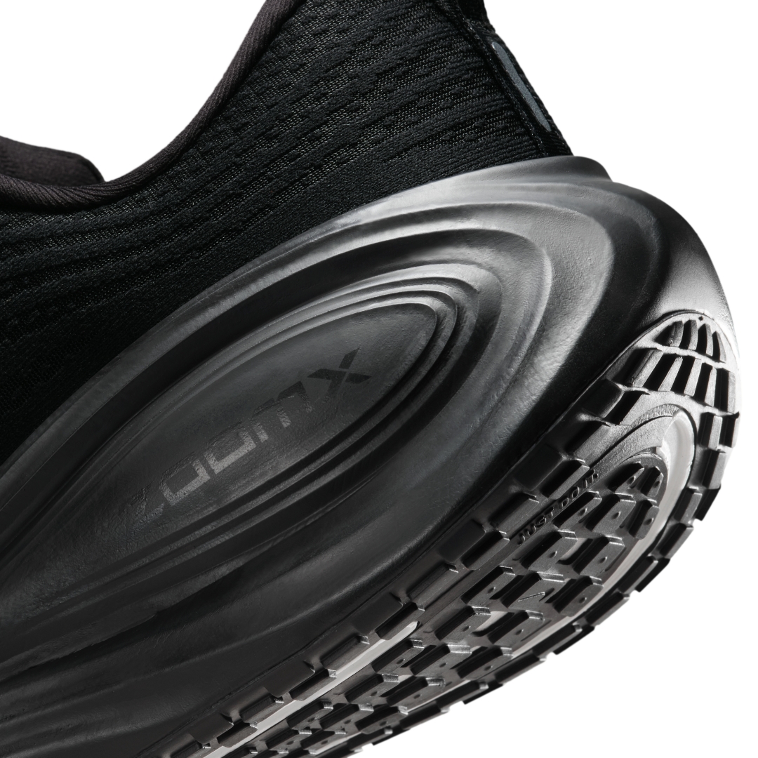 【2025年 春夏 発売予定】NIKE VOMERO PLUS “Black/Anthracite” (ナイキ ボメロ プラス “ブラック/アンスラサイト”) [IO4482-002]