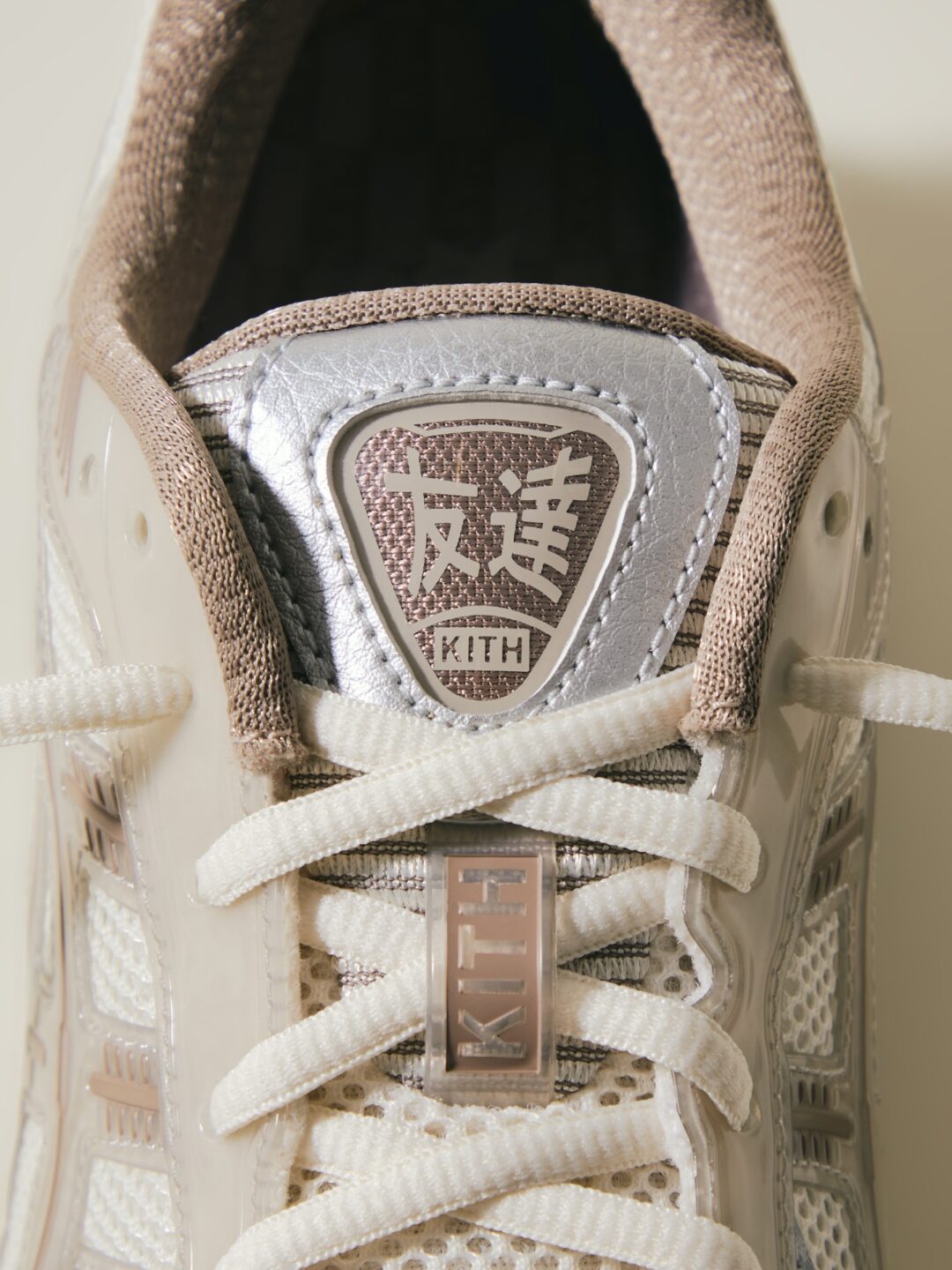 【Kith for ASICS GEL-KAYANO 12.1 Loyalty Exclusive】MONDAY PROGRAM 2026年 1/12 発売 (キス アシックス ゲルカヤノ)