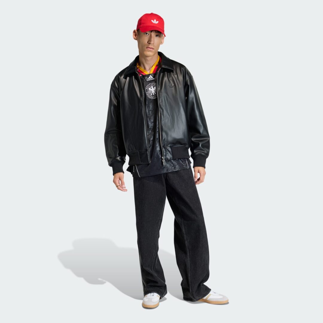 「アディダス アディカラー デニム 2026 SS」から3ストライプをあしらったバギーデニムが発売 (adidas Adicolor Denim Baggy Denim Pants) [KD1497/KD1499]