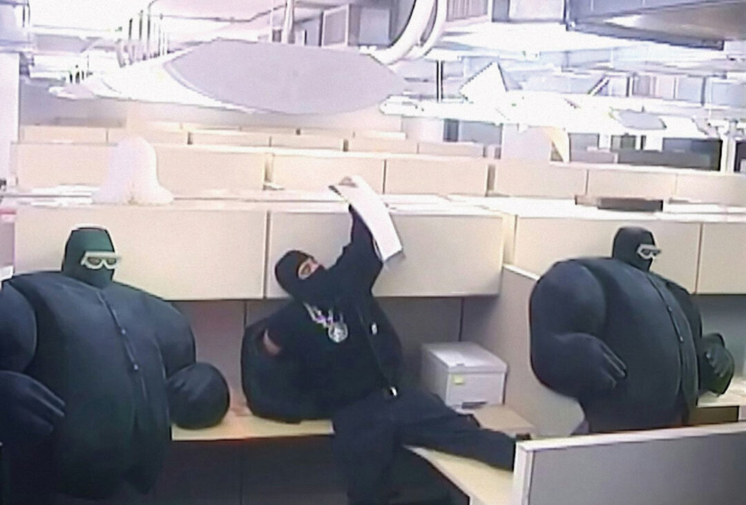 “Carhartt WIP Active Jacket”の生誕50年を祝う特別な書籍「SEDIMENTAL WORKS」が2026年 1/16 発売 (カーハート)