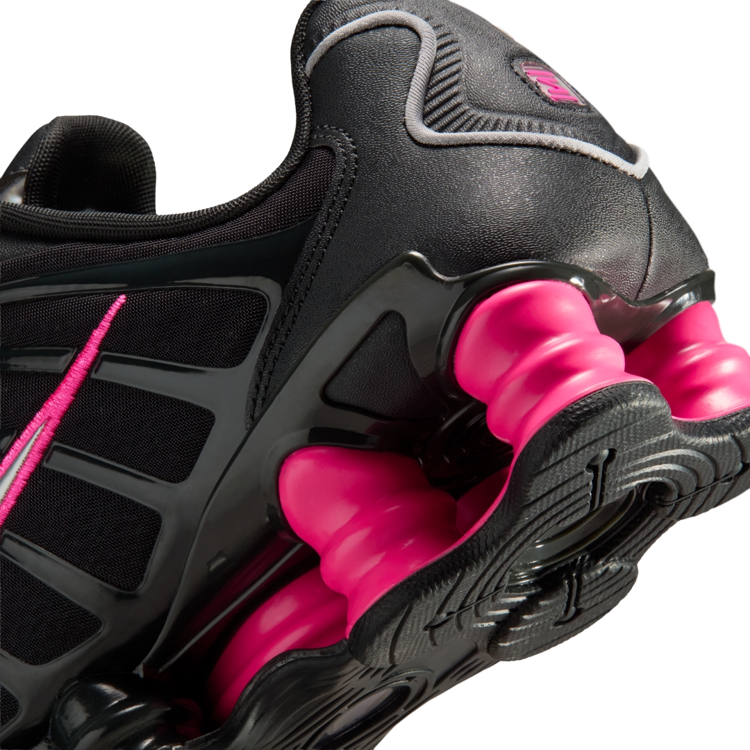 【2026年 1/27 発売】NIKE SHOX TL “Off Noir/Hyper Pink” (ナイキ ショックス TL “オフノワール/ハイパーピンク”) [IQ0273-045]