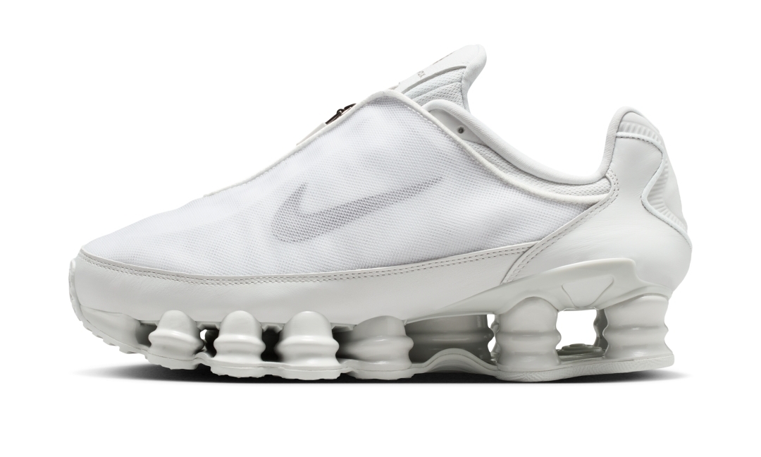 【海外発売】NIKE SHOX R4 TL “Winterized/Black/Photon Dust” (ナイキ ショックス “ウィンタライズド/ブラック/フォトンダスト) [HM9612-010/HM9612-025]