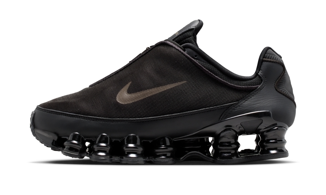 【海外発売】NIKE SHOX R4 TL “Winterized/Black/Photon Dust” (ナイキ ショックス “ウィンタライズド/ブラック/フォトンダスト) [HM9612-010/HM9612-025]
