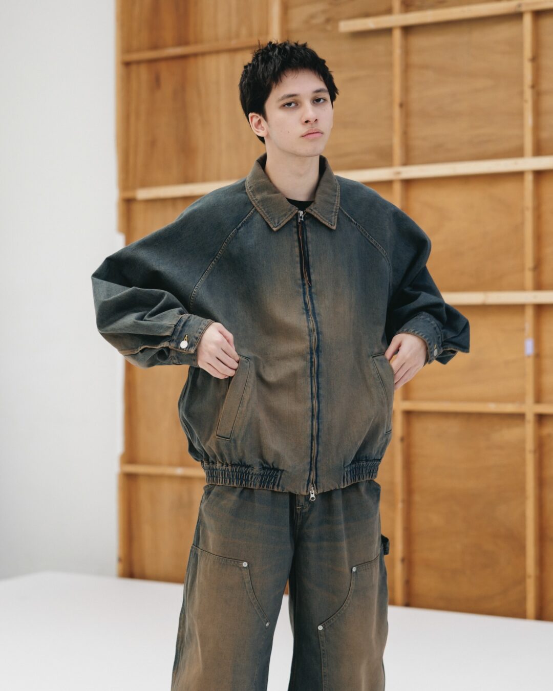 CLESSTE 2026 SS “VINTAGE DYED SELVEDGE DENIM CITY UTILITY JACKET & DYED SELVEDGE DENIM DOUBLE KNEE CURVED WORKER PANTS”が1/17 発売 (クレスト ビンテージ デニム ジャケット パンツ)