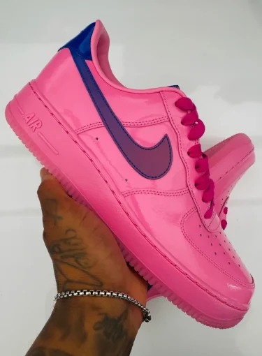 【2026年 発売予定】NIKE AIR FORCE 1 LOW “Pink Patent Leather” (ナイキ エア フォース 1 ロー “ピンクパテントレザー”)