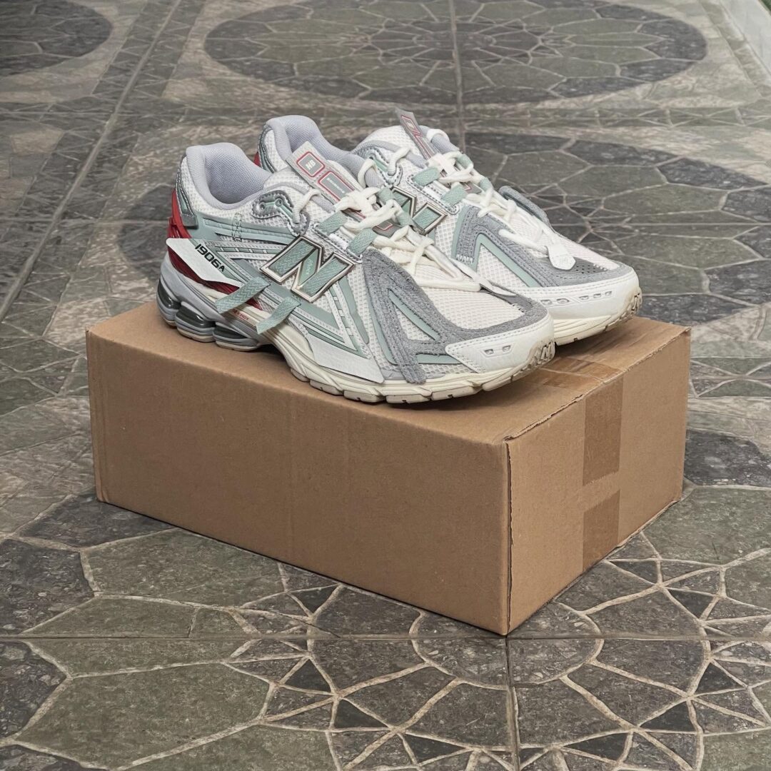 【海外発売】New Balance U1906 5DY “Grey/Red” (ニューバランス) [U19065DY]