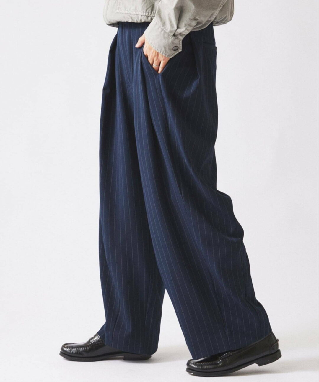 JOURNAL STANDARD relume 2026 SS “ダブルプリーツ ヒールカット スラックス”が2月上旬 発売 (ジャーナルスタンダード)