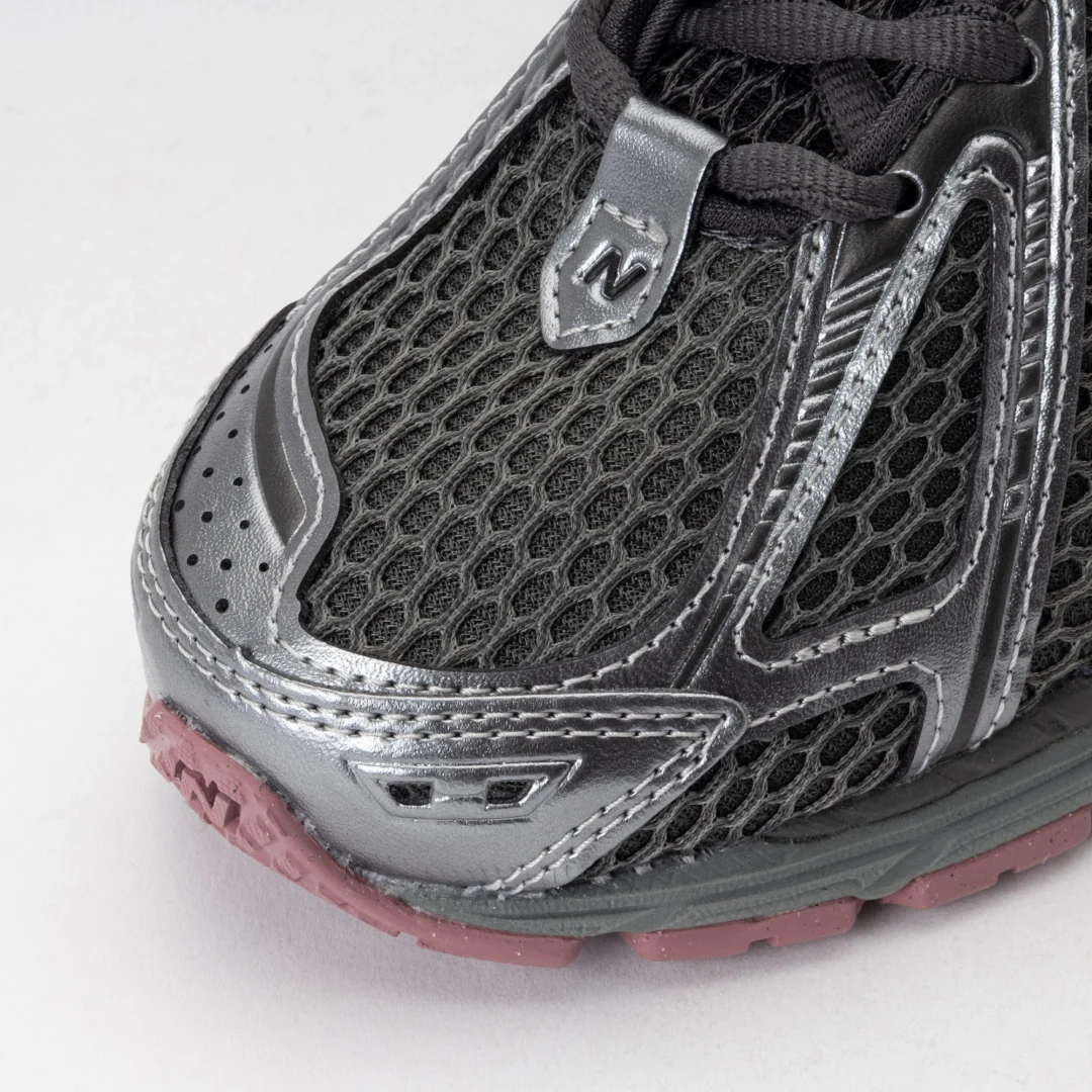 【2026年 1月 発売】New Balance U1906 29R “Dark Silver Metallic” (ニューバランス) [U190629R]