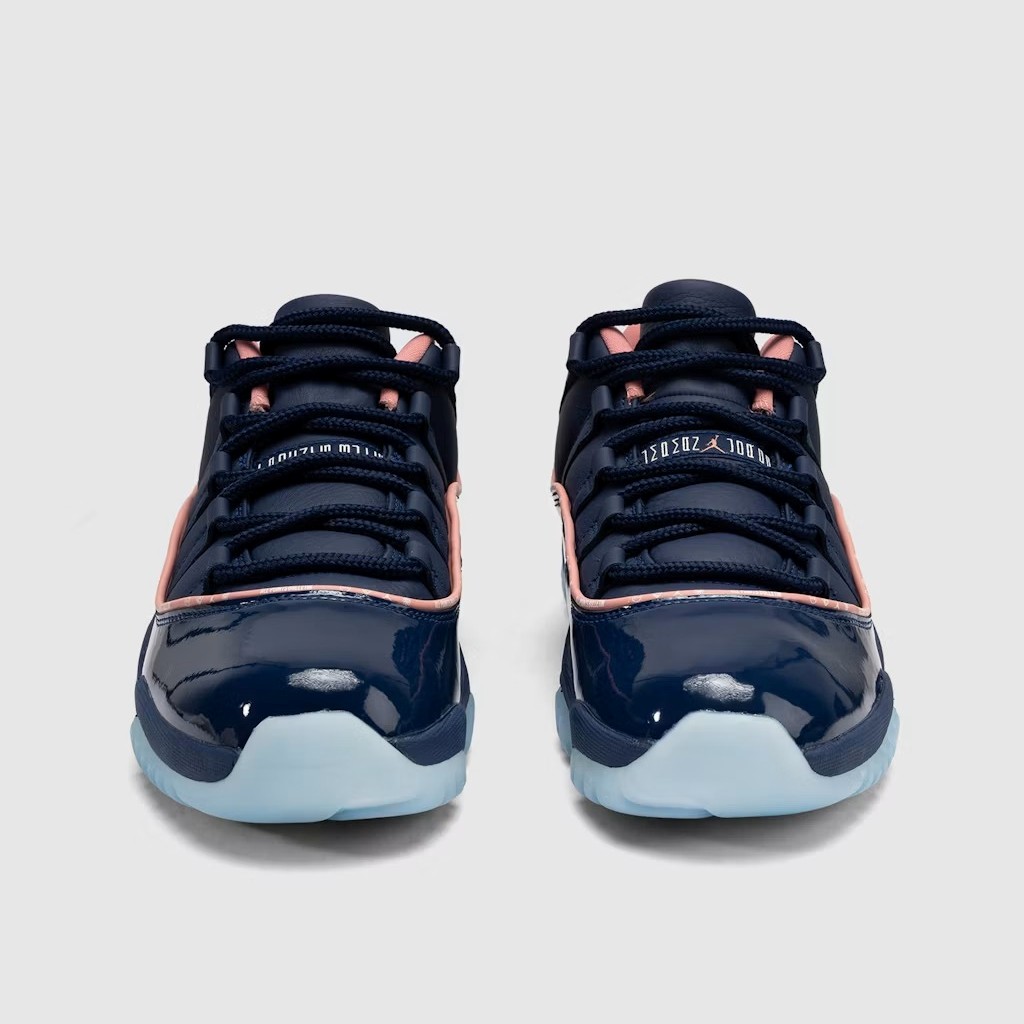 【2026年 10/30 発売】APB x NIKE AIR JORDAN 11 RETRO LOW SP “Binary Blue” (All Points Bulletin オール ポインツ ブレティン ナイキ エア ジョーダン 11) [IU8266-400]