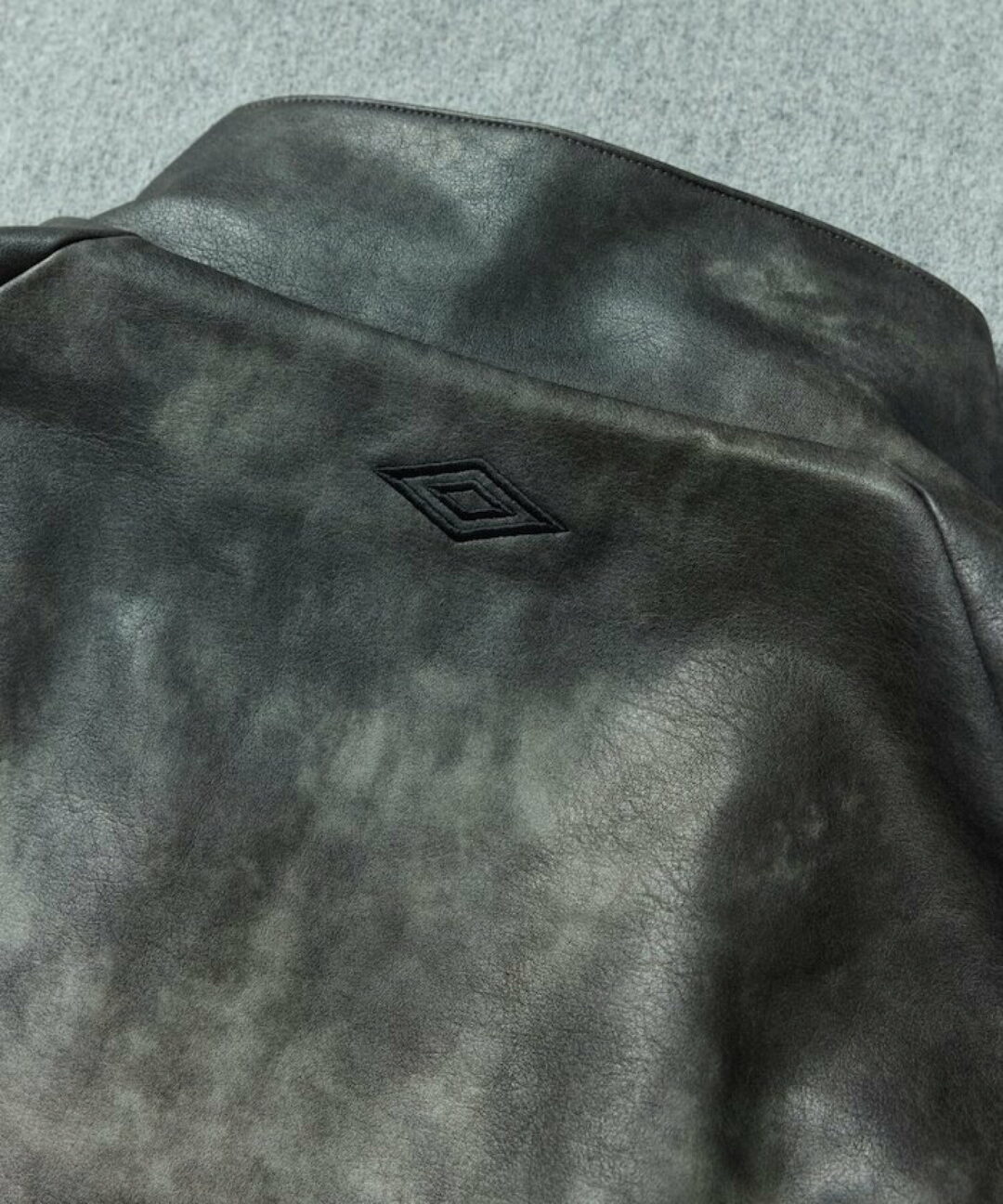 FREAK’S STORE × UMBRO 2026 SS 別注 “SP Leatherette Stand Collar Blouson”が発売 (フリークスストア アンブロ)