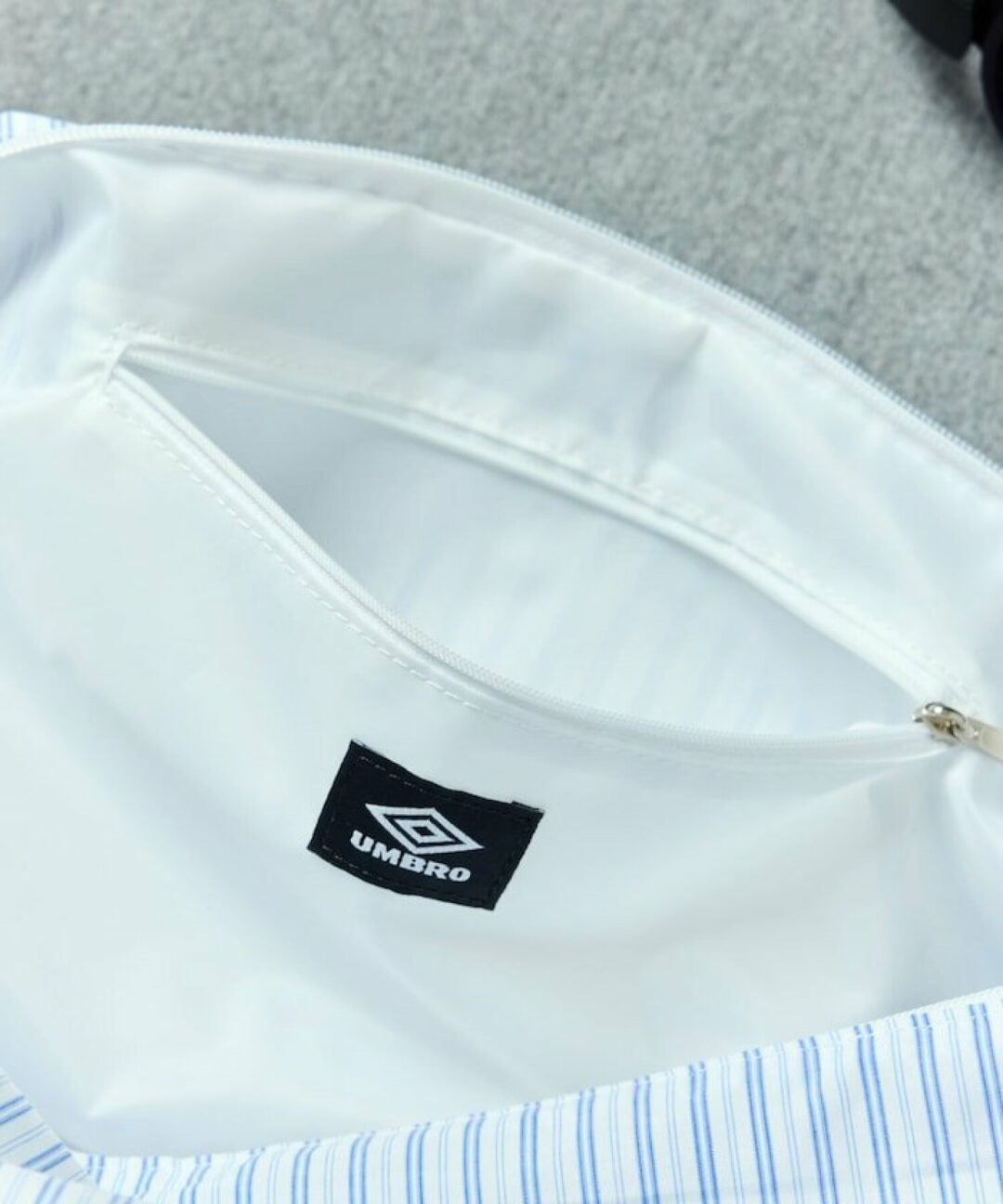 FREAK’S STORE × UMBRO 2026 SS 別注 “SP NEW ROUND SHOULDER BAG”が発売 (フリークスストア アンブロ)