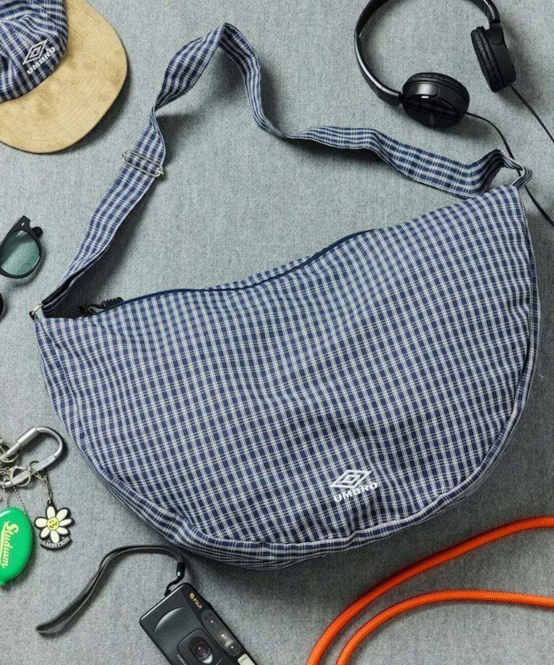 FREAK’S STORE × UMBRO 2026 SS 別注 “SP NEW ROUND SHOULDER BAG”が発売 (フリークスストア アンブロ)