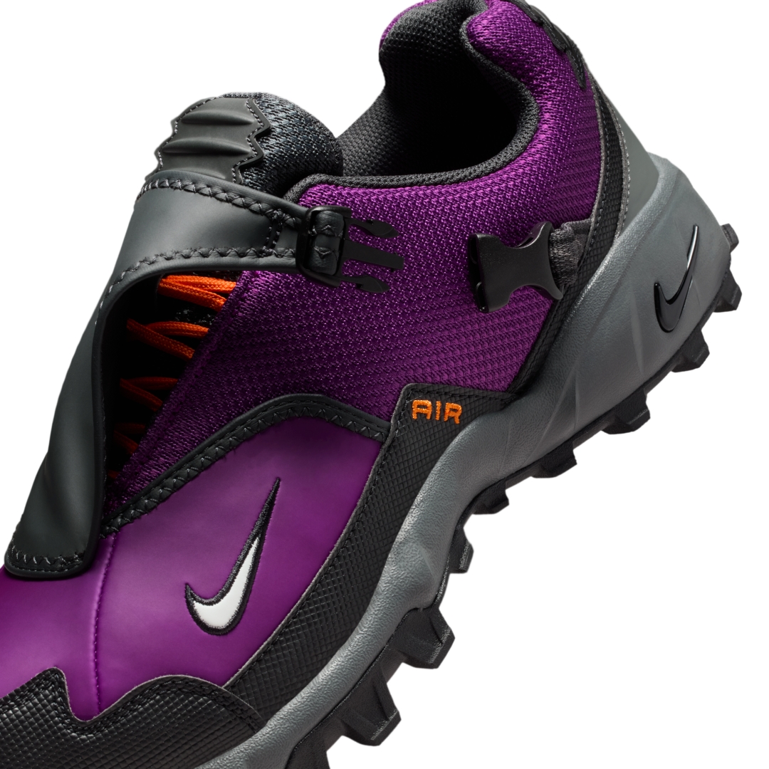 【2026年 発売予定】NIKE ACG AIR PHASSAD “Bold Berry/Black” (ナイキ エア ファサード “ベリー/ブラック”) [HM7133-500]