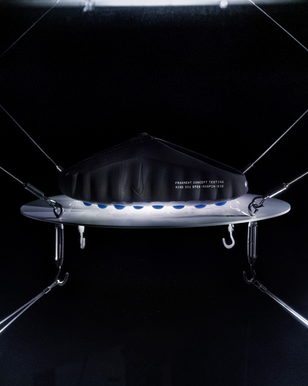 【2026年 3/14 & 3/19 発売】FRAGMENT × NIKE MIND MULE 001 “Black/Royal” (フラグメント 藤原ヒロシ ナイキ マインド ミュール) [IQ8502-001]