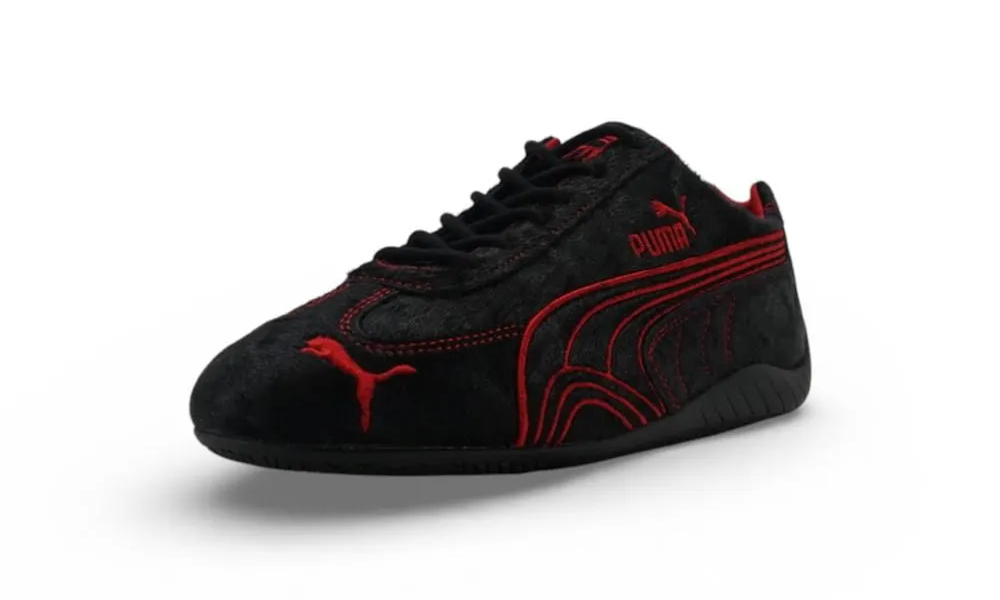 【2026年 1/1 発売】PUMA SPEEDCAT NRG YOTH “PUMA Black/For All Time Red” (プーマ スピードキャット) [404590-01]