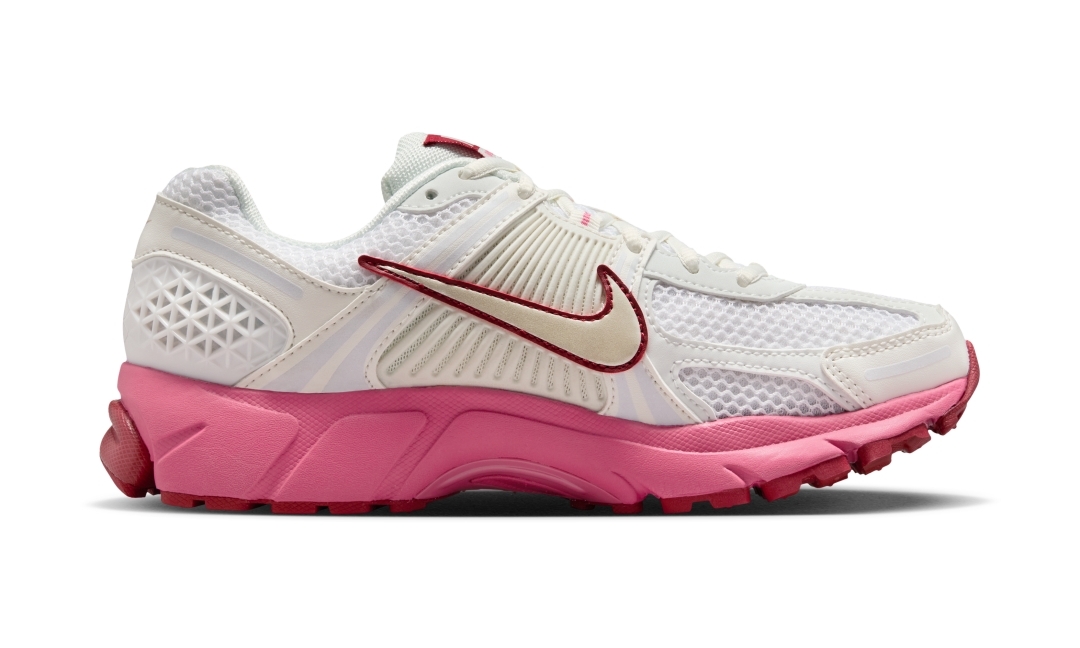 【2026年 2月 発売予定】NIKE ZOOM VOMERO 5 “Valentine 2026/Summit White” (ナイキ ズーム ボメロ 5 “バレンタイン/サミットホワイト”) [FJ2028-108]