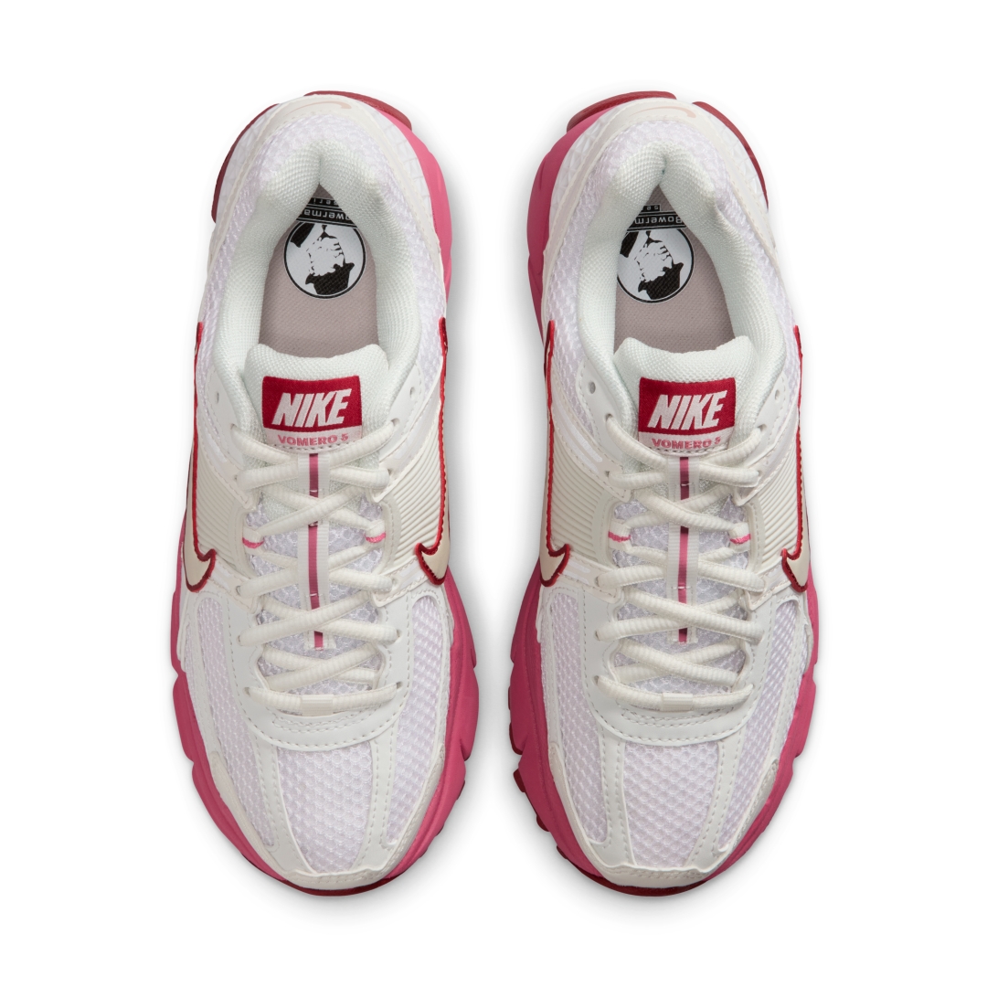 【2026年 2月 発売予定】NIKE ZOOM VOMERO 5 “Valentine 2026/Summit White” (ナイキ ズーム ボメロ 5 “バレンタイン/サミットホワイト”) [FJ2028-108]